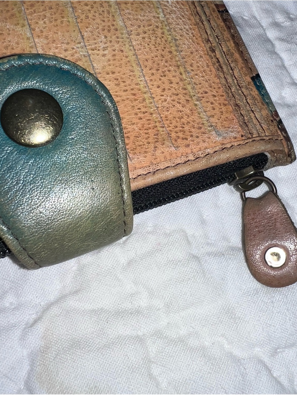 Anuschka Vintage Hand Painted Genuine Leather Trifold Wallet Boho Peacock Art - Picture 7 of 9